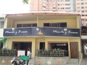 Mundo y Brasas 