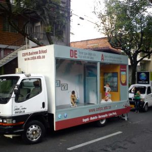 carro valla en medellin, carro valla publicitario en medellin para dar a conocer tu marca empresa o empredimiento en medellin