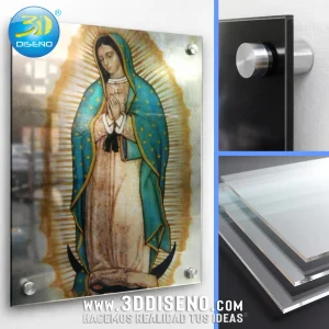 Cuadro decorativo de la Virgen de Guadalupe impreso en adhesivo sobre acrílico cristal, con distanciadores de aluminio y acabado brillante.